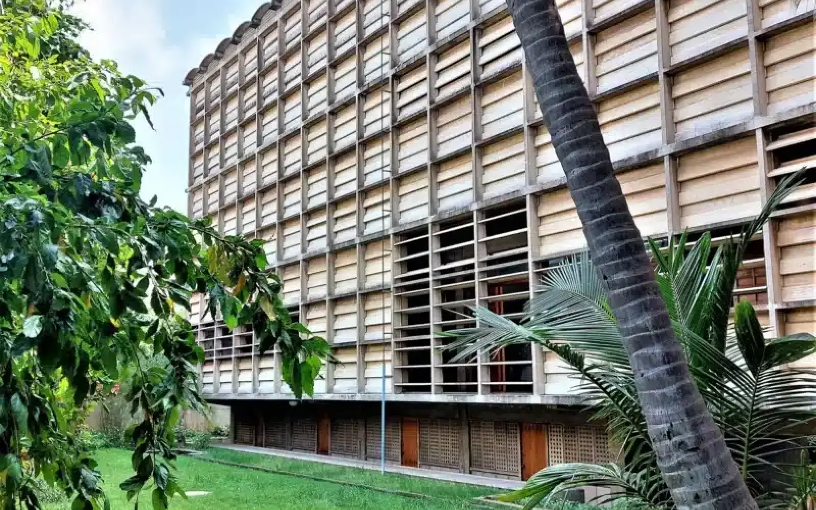 Lamellenfassade