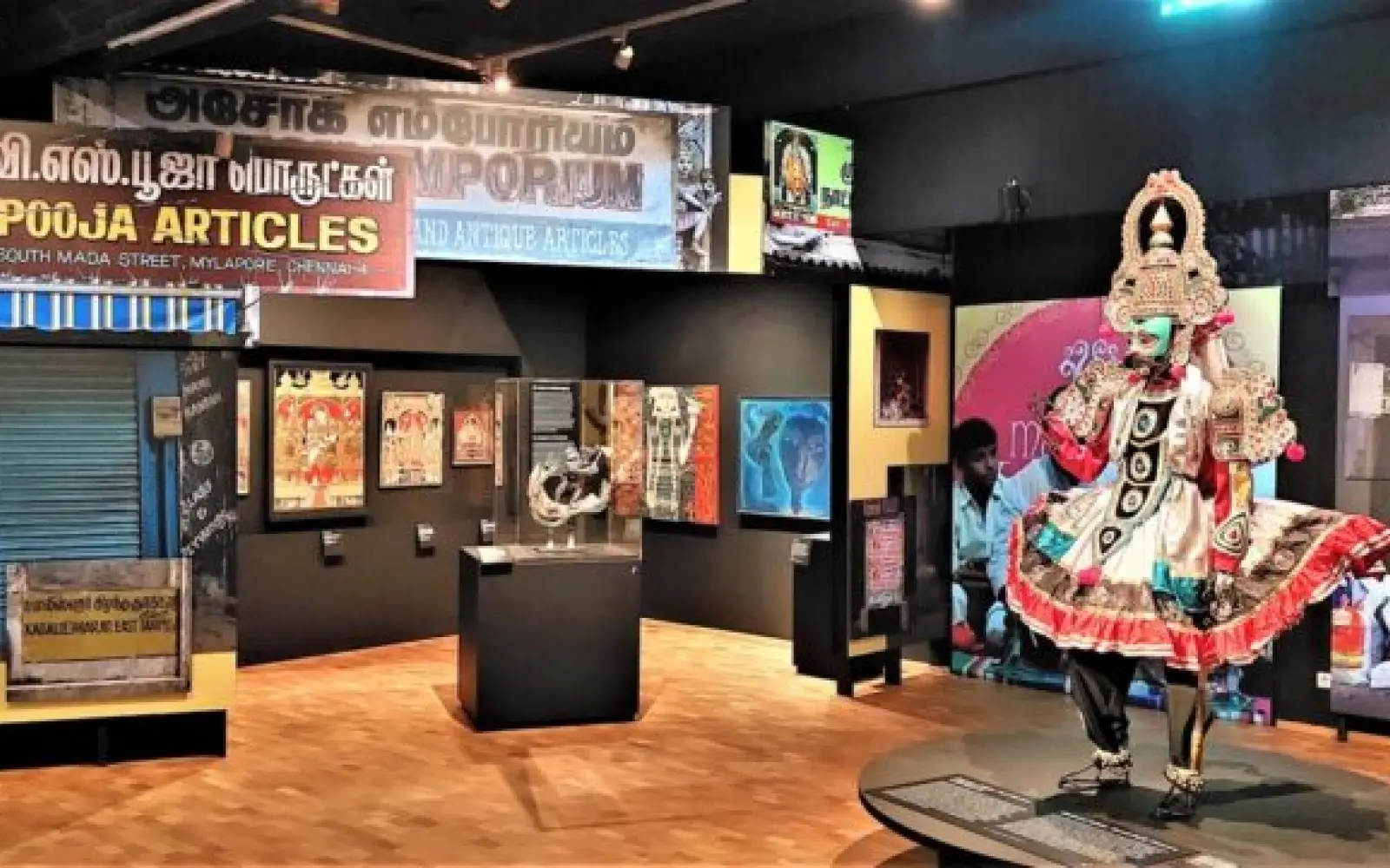 Ausstellungsraum, Foto: Rainer Schoder
