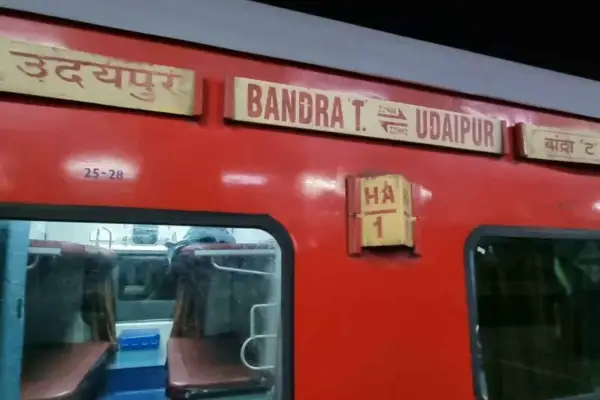 Nachtzug von Mumbai nach Udaipur