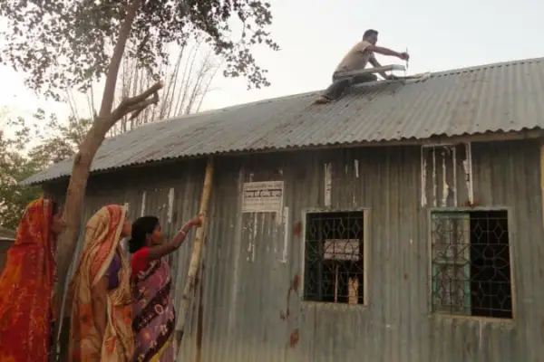 ANDHERI HILFE und NATURSTROM realisieren 4.000 Solaranlagen für Bangladesch