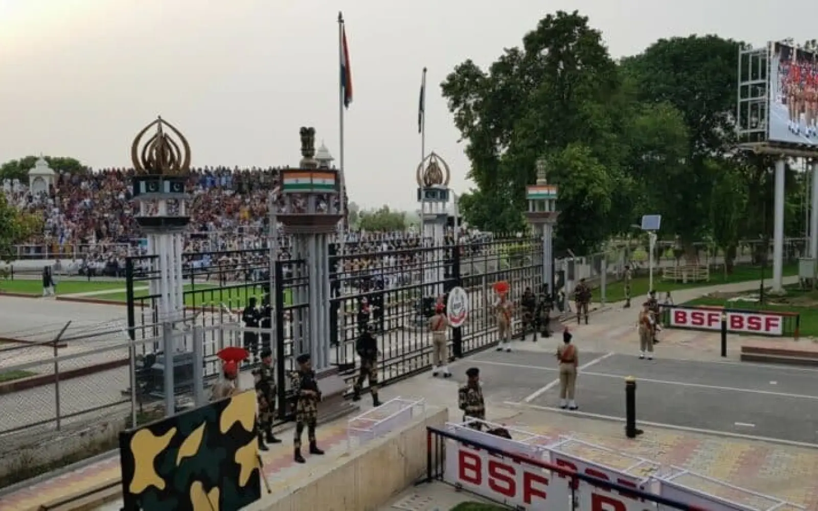 Wagah Border - Grenzübergang Indien und Pakistan