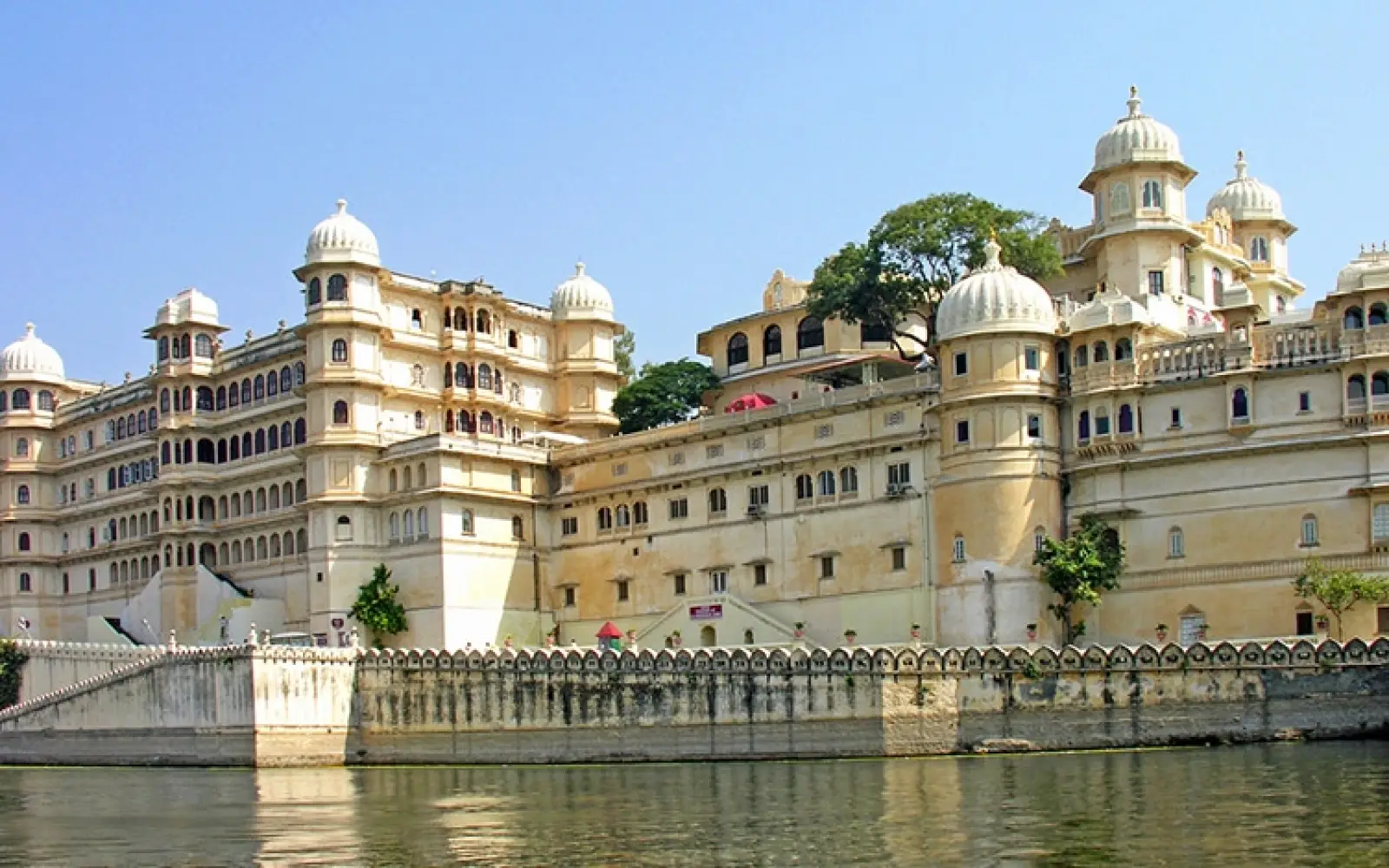 ccl_Dennis-Jarvis-Pro_city-palace-Udaipur