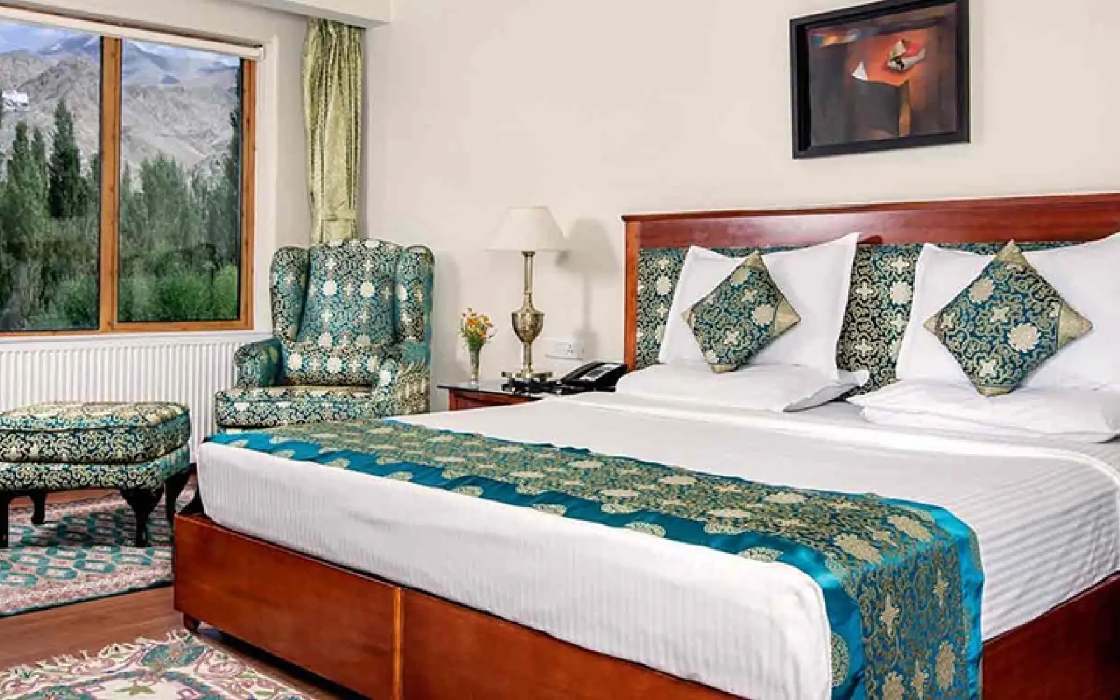 The-Grand-Dragon-Ladakh_room1
