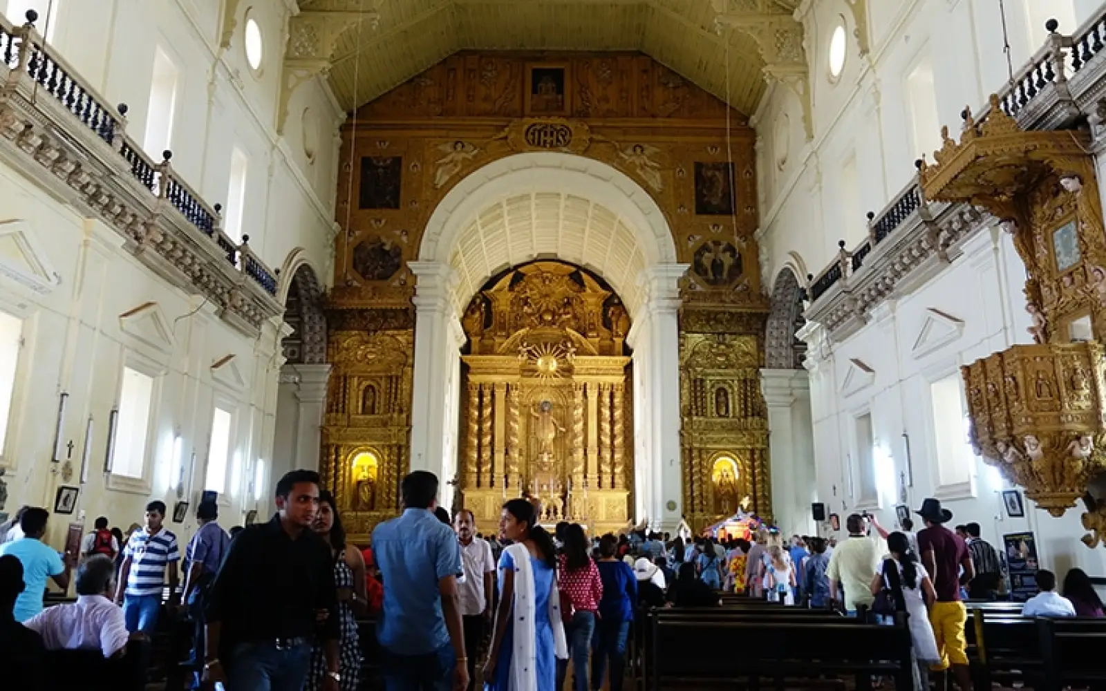 ccl_Paul-Simpson_Basilica-Bom-Jesus