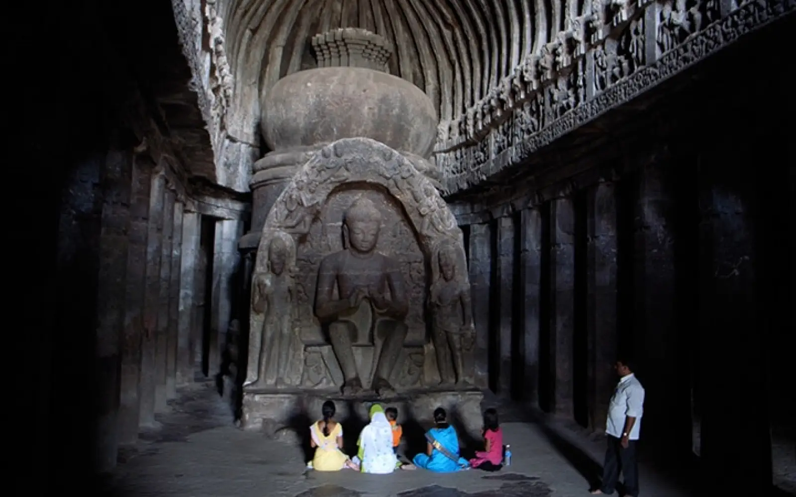 ccl_Andi-Hefti_buddhist-Ellora