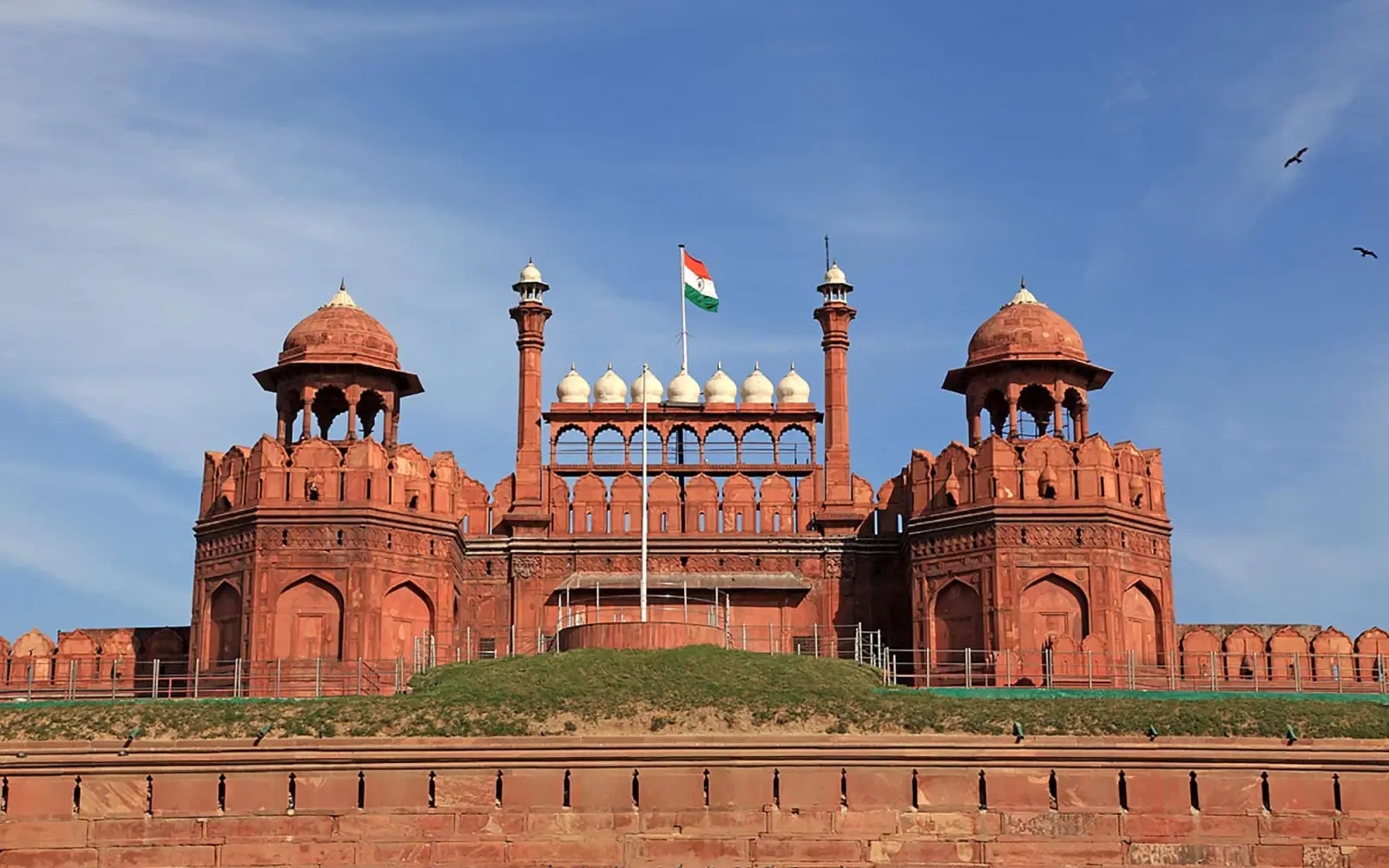 „Indien feiert 78. Unabhängigkeitstag: Vision Viksit Bharat 2047 im Fokus“