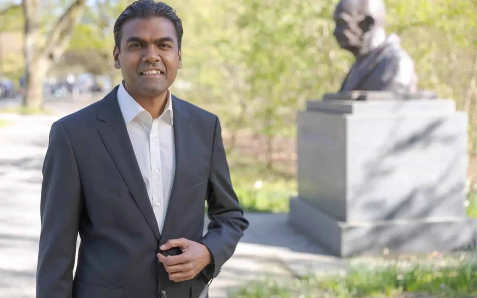Dr, Bala Ramani