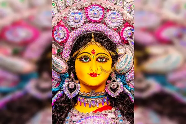 Hoichoi – Durga Puja-Festlichkeiten beginnen in Indien