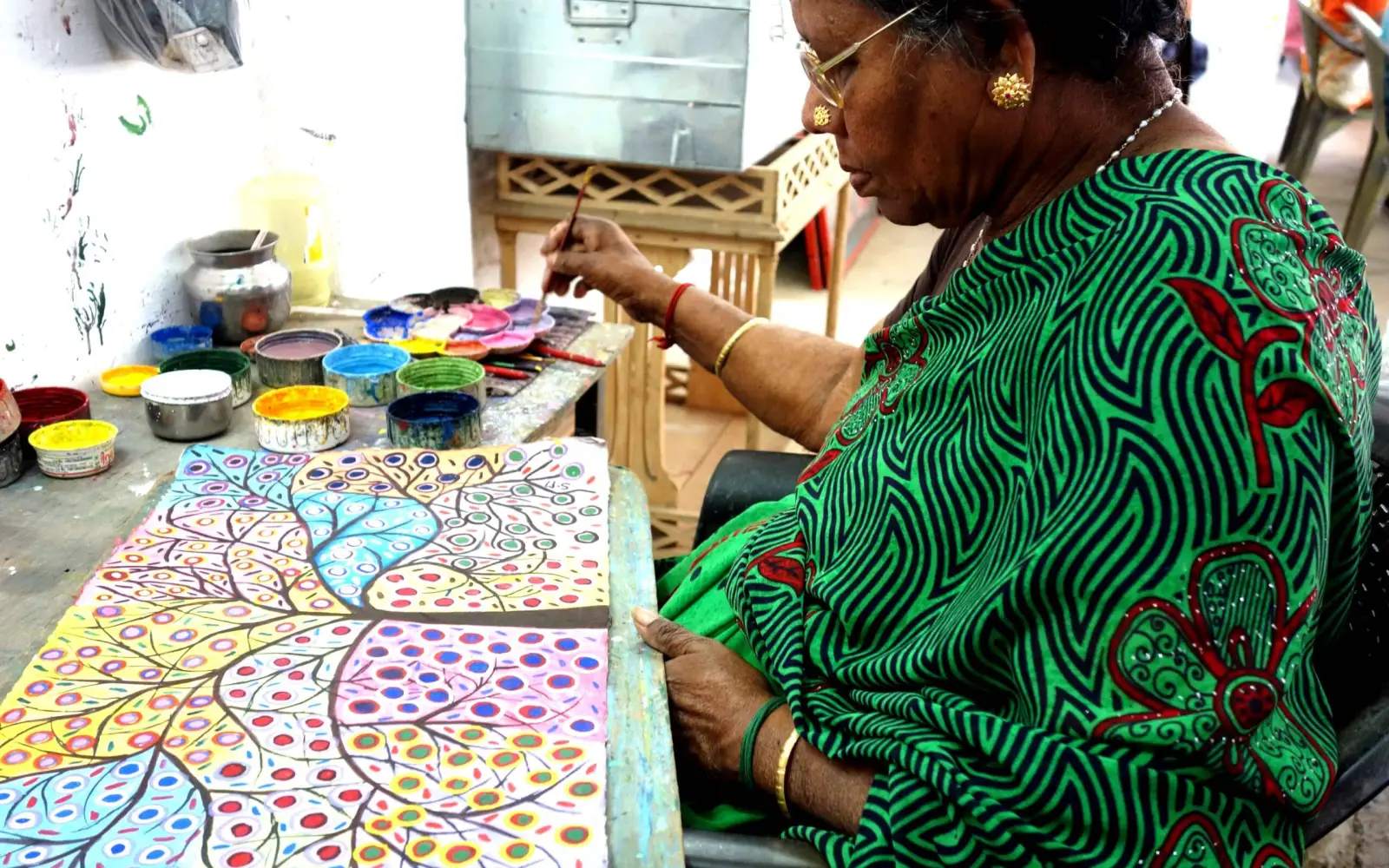 Kunst, die hilft: Bindu Art, eine besondere Galerie in Mahabalipuram