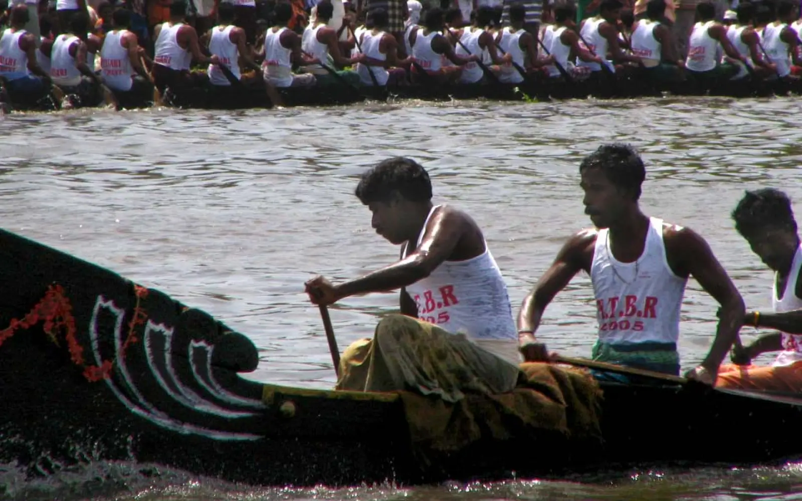 Schlangenbootrennen bei der Nehru Trophy in Kerala. Foto: T. Frey