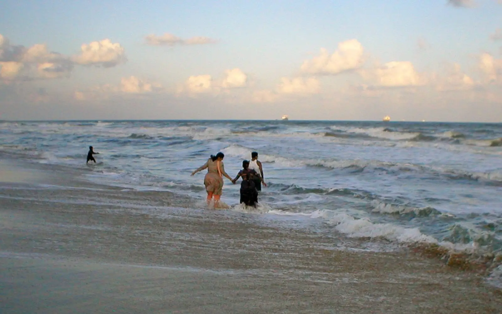 Ein 13 km langer Sandstrand lädt zum Schlendern ein. Foto: anaxila